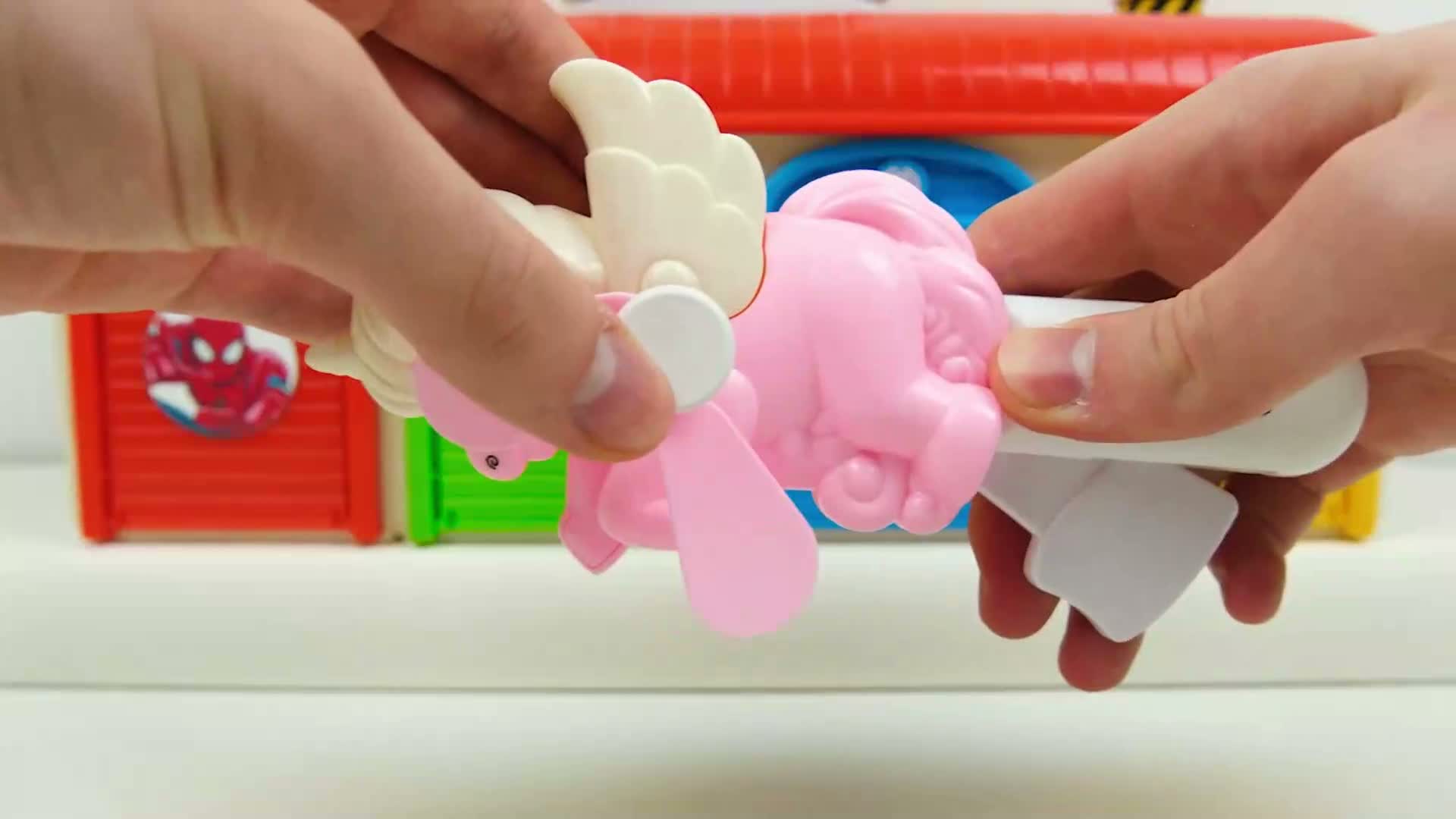 Toy Video: Fun with Pikachu's Potty Set
